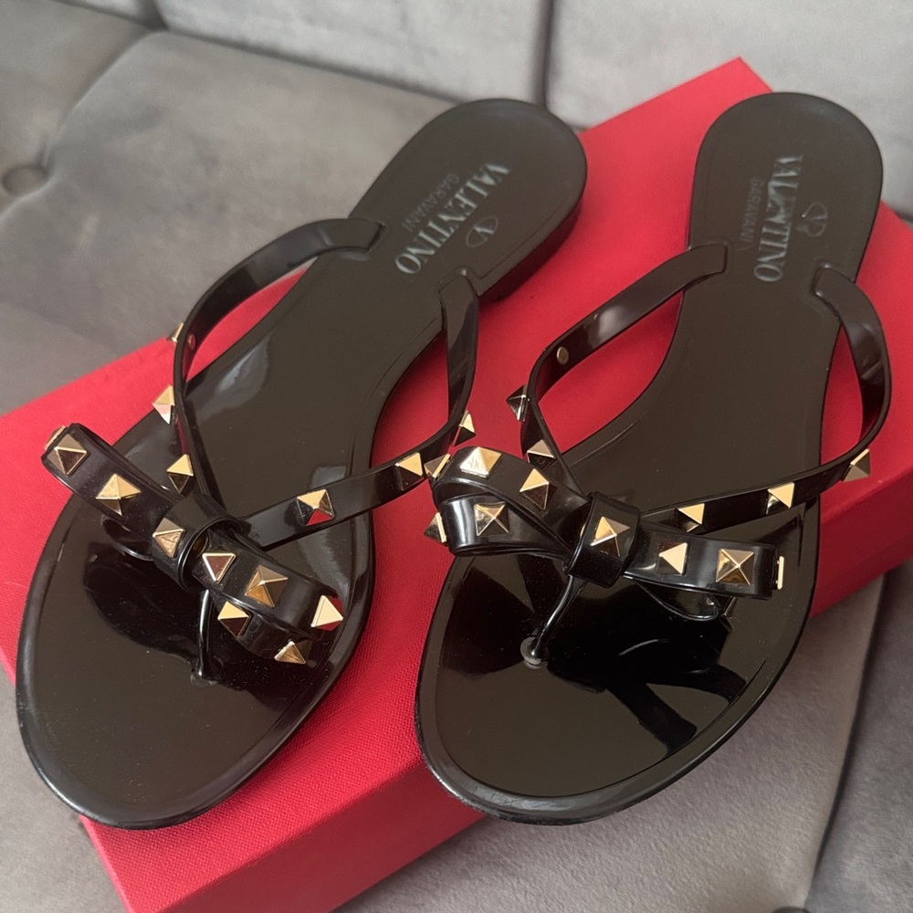 VALENTINO PVC BOW THONG